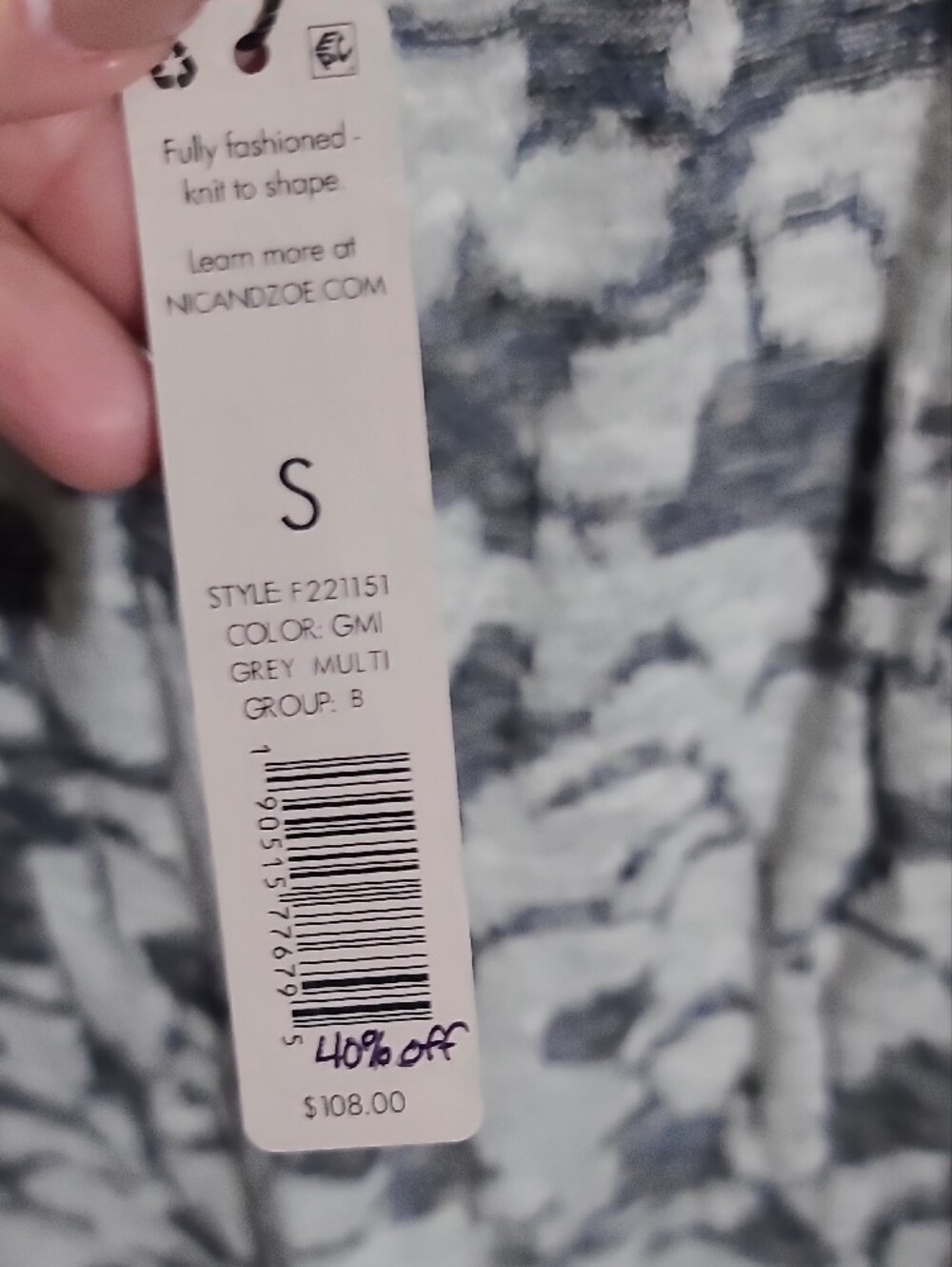 NIC +ZOE Gray Floral V-Neck Women's Tank Top - Picture 4 of 6
